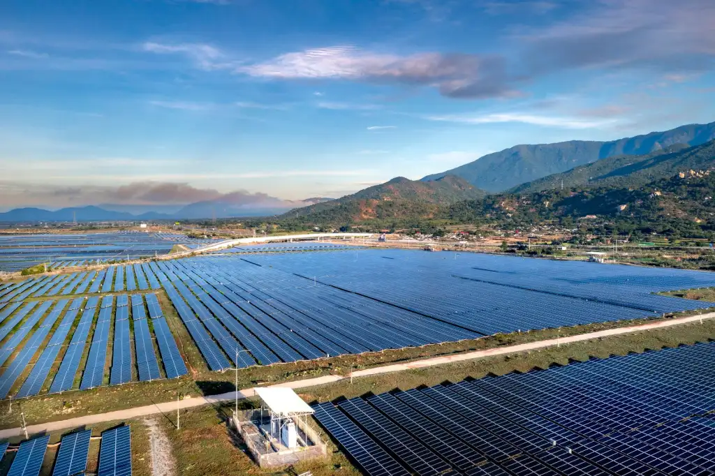 包装材料批发零售对比：不同材质包装耗材在制造业中的应用选型